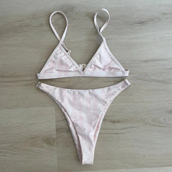 La Hana Swim Bikini Swimsuit Set Pink Snake Print Size XS/Small - Picture 1 of 7